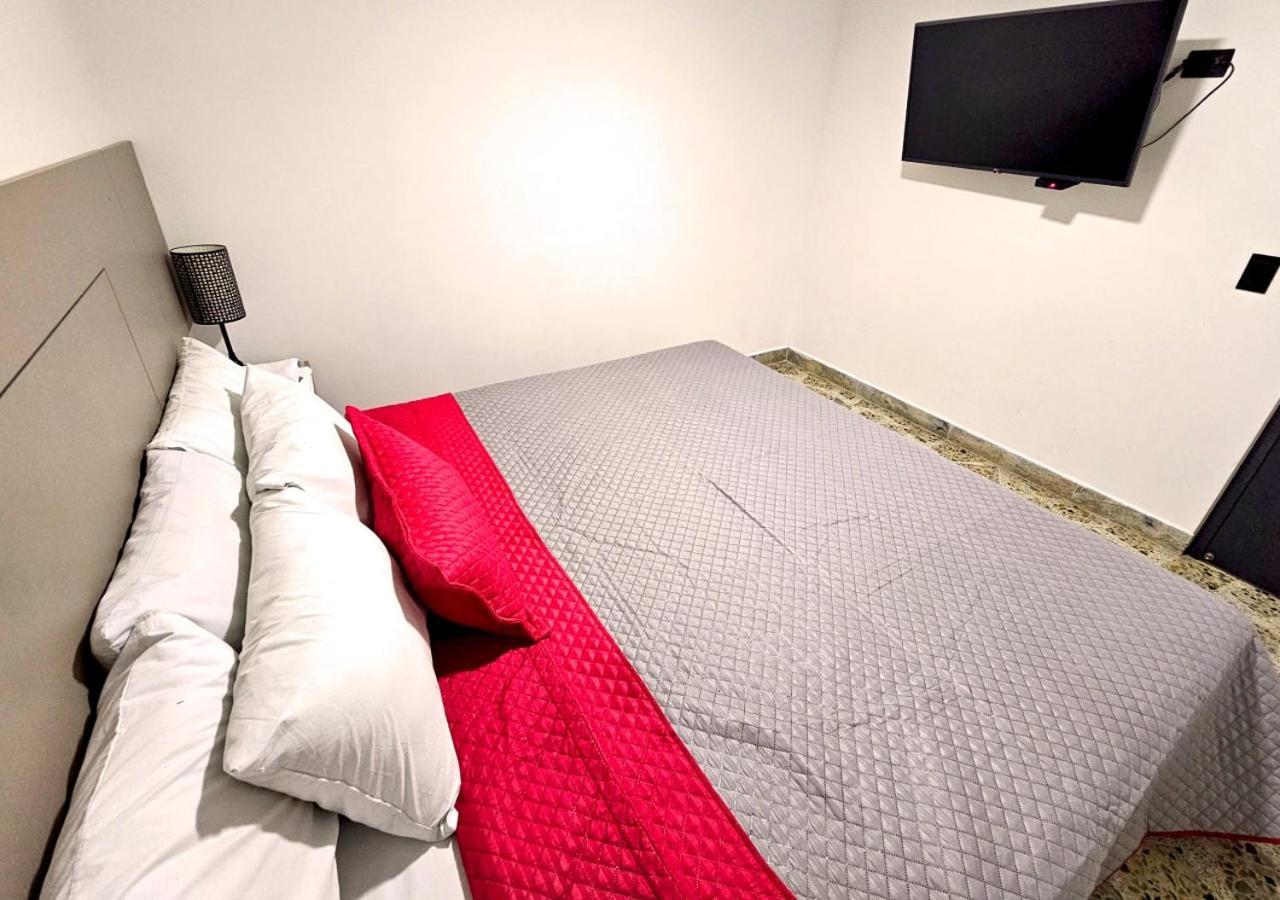 Hotel Ofix Medellin Ngoại thất bức ảnh