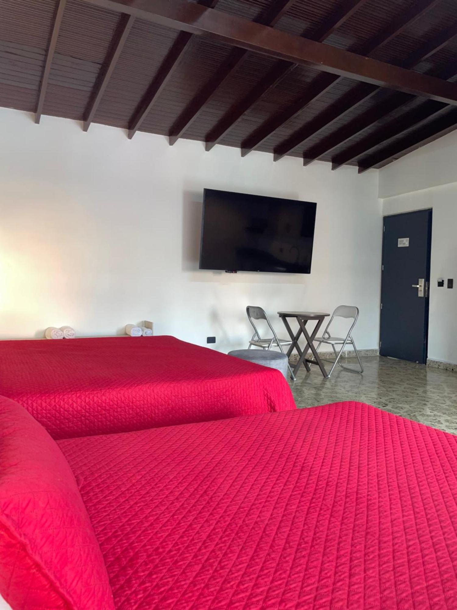 Hotel Ofix Medellin Ngoại thất bức ảnh
