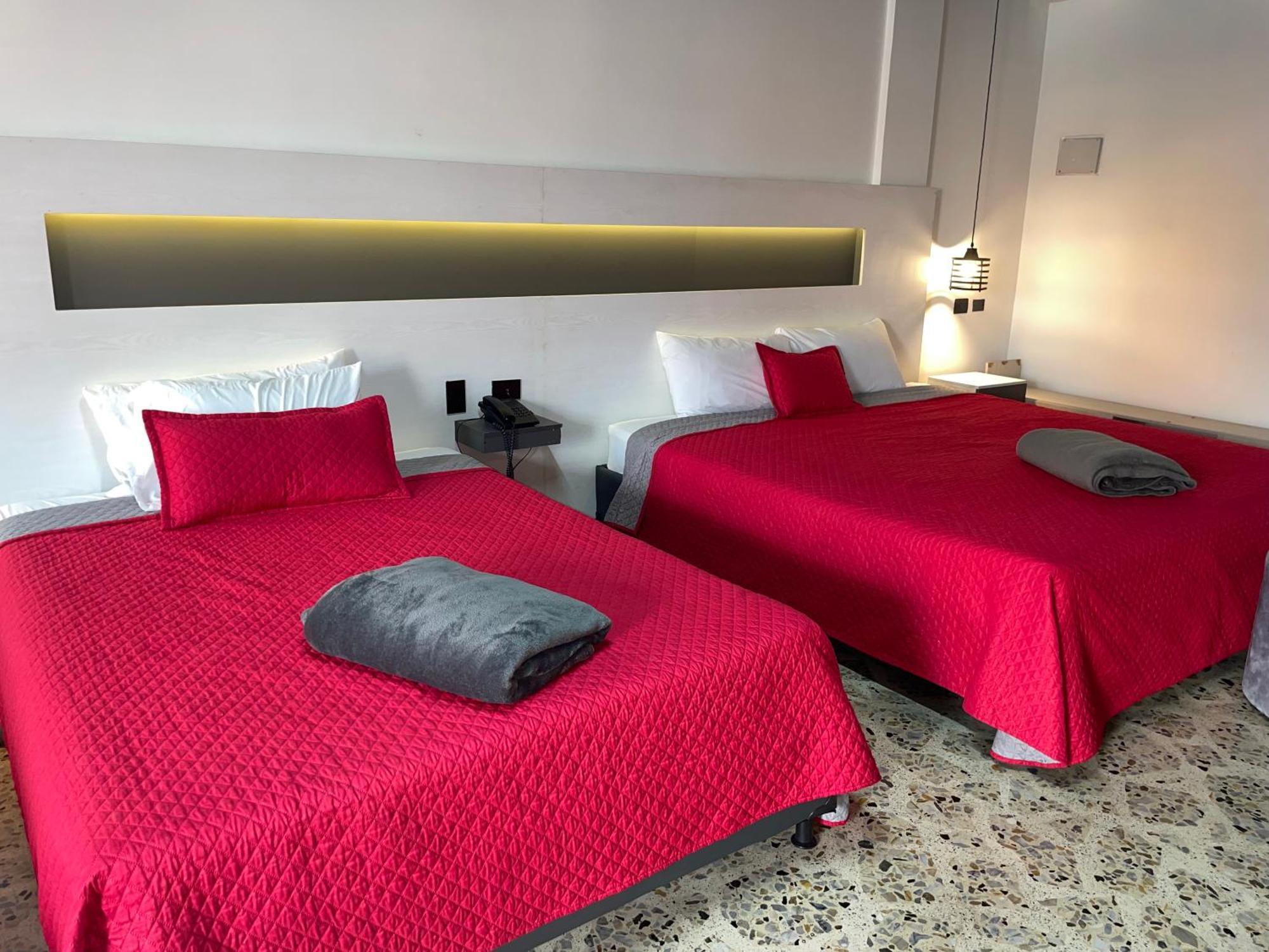 Hotel Ofix Medellin Ngoại thất bức ảnh