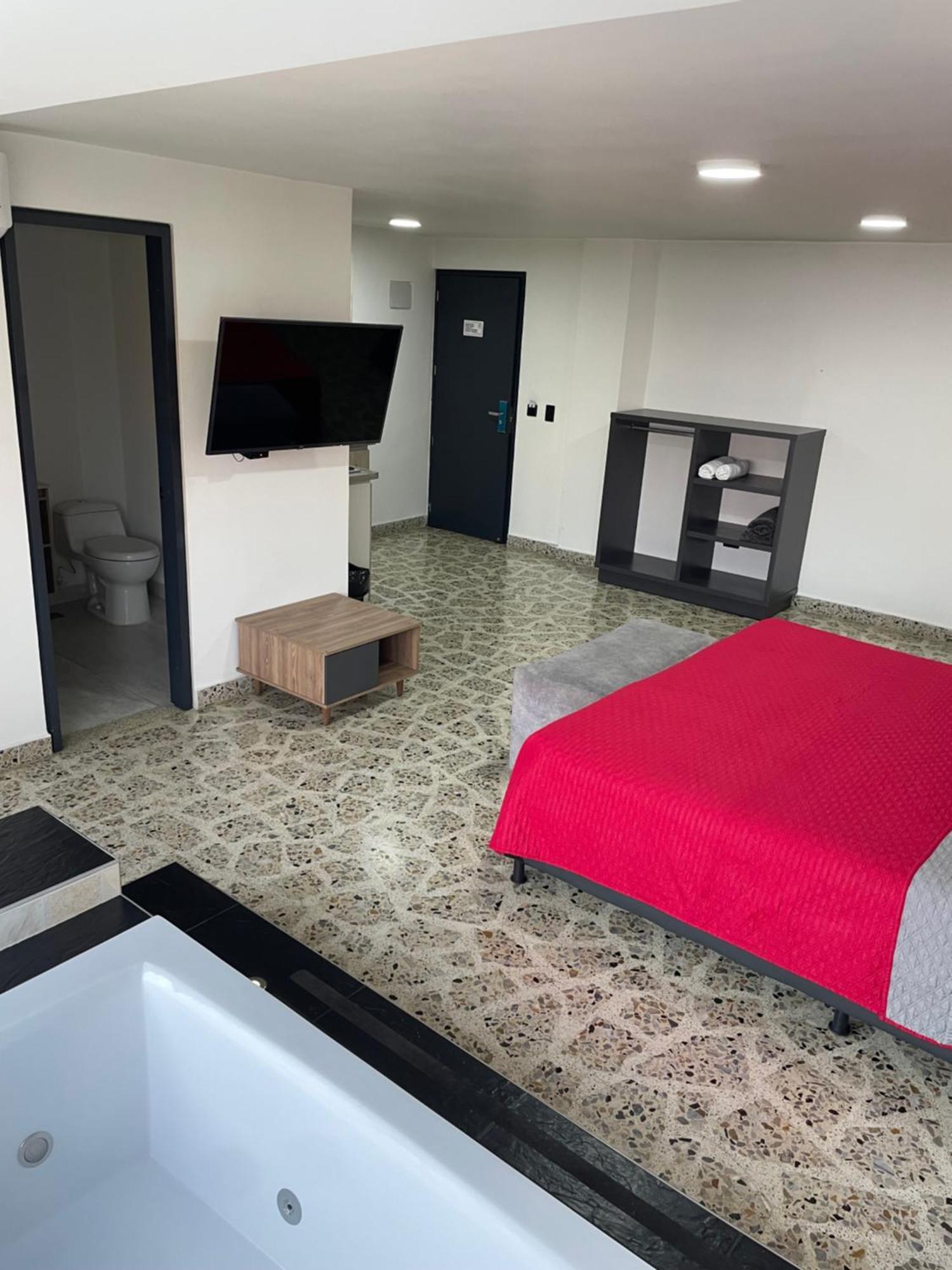 Hotel Ofix Medellin Ngoại thất bức ảnh