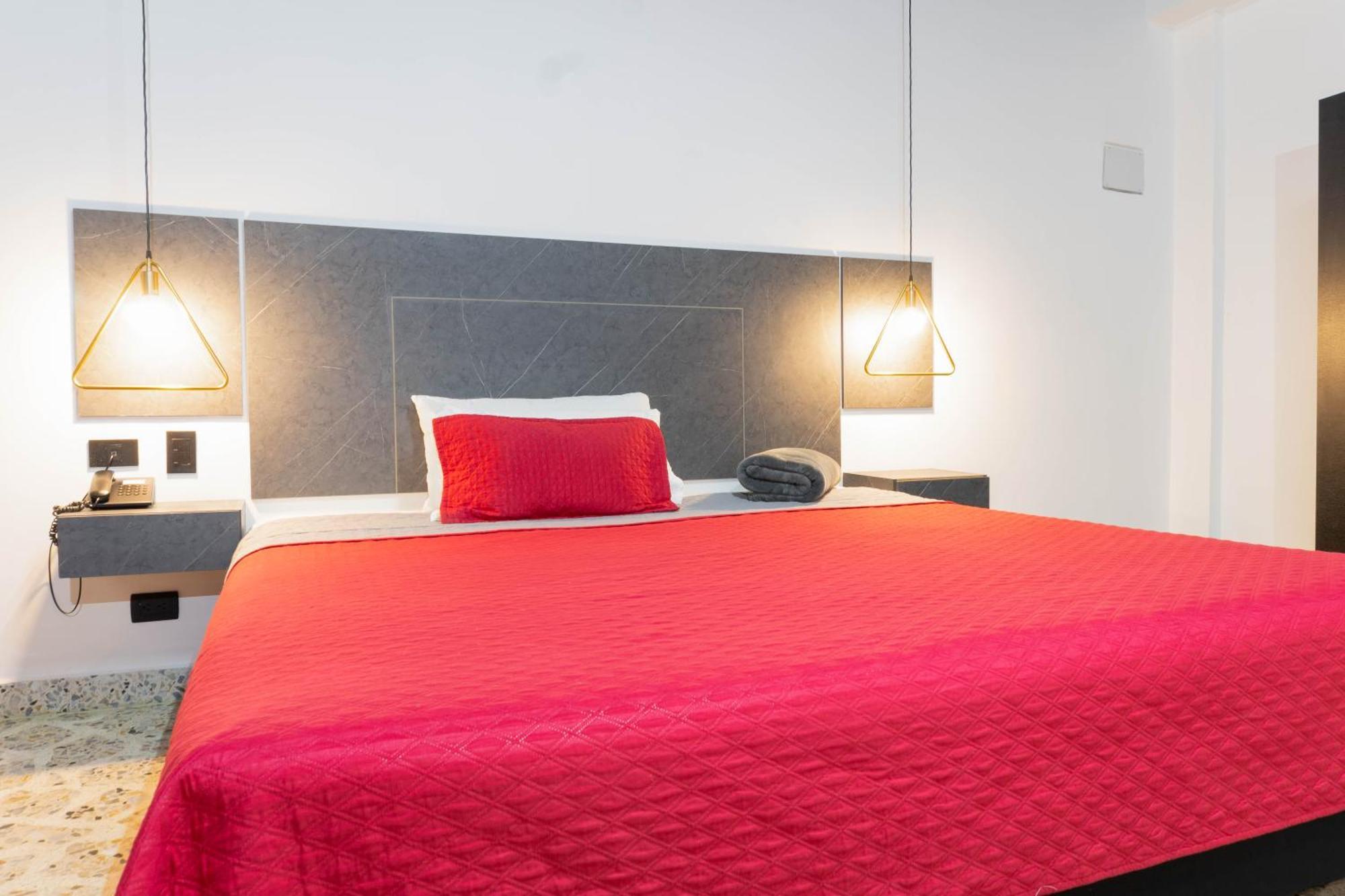 Hotel Ofix Medellin Ngoại thất bức ảnh