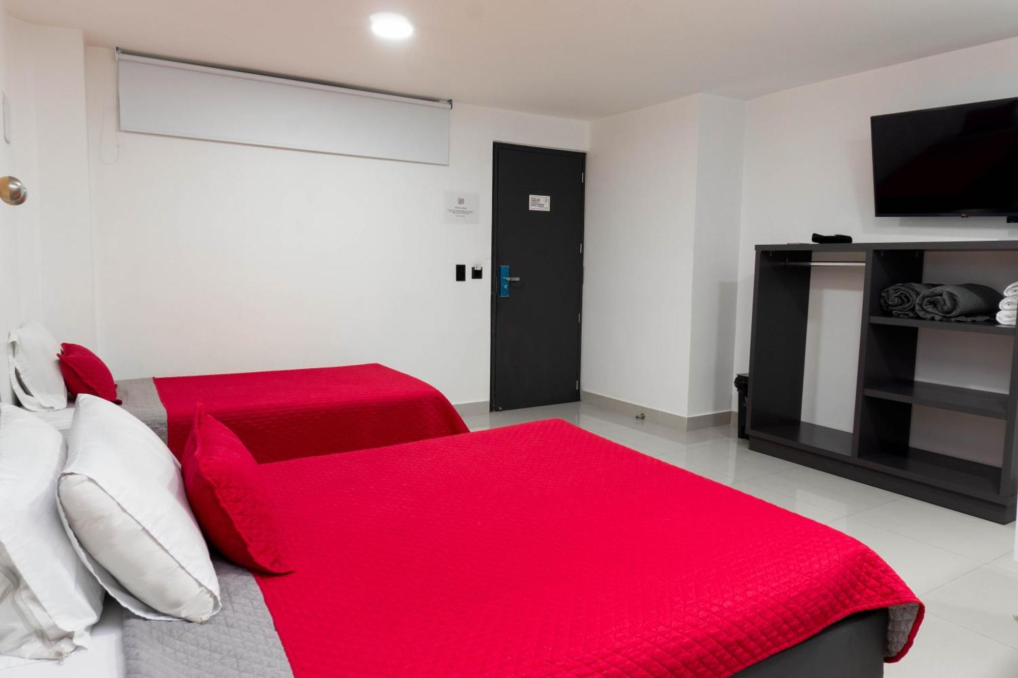 Hotel Ofix Medellin Ngoại thất bức ảnh