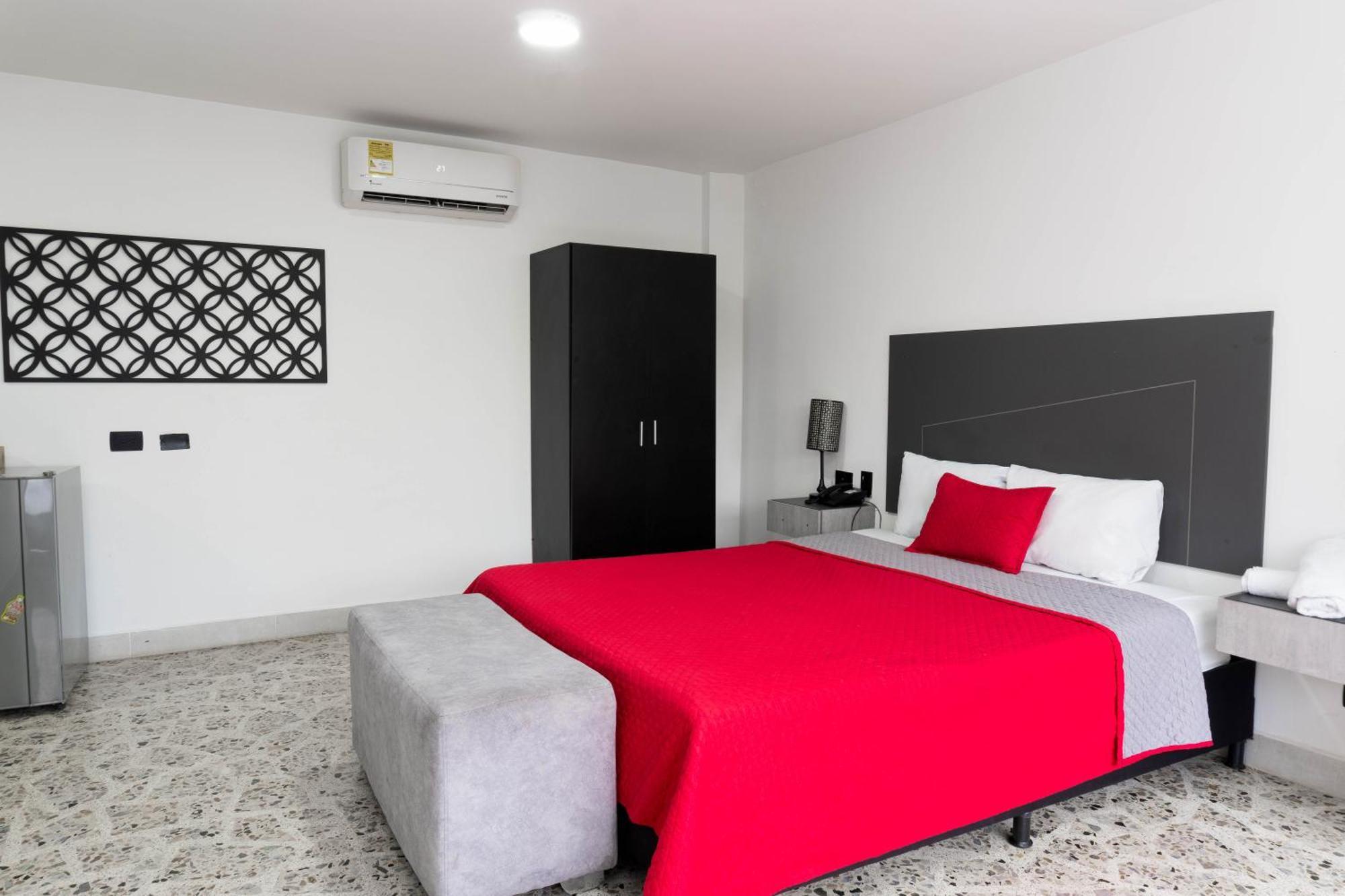 Hotel Ofix Medellin Ngoại thất bức ảnh