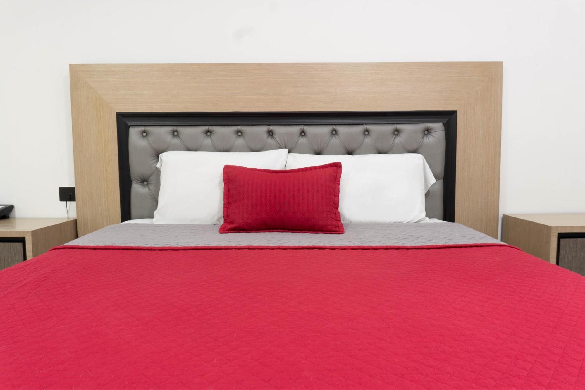 Hotel Ofix Medellin Ngoại thất bức ảnh