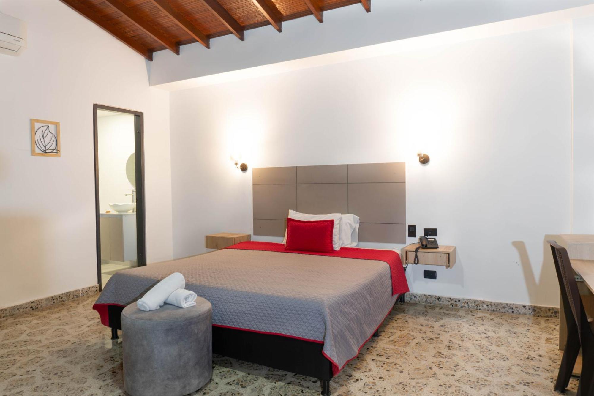 Hotel Ofix Medellin Ngoại thất bức ảnh